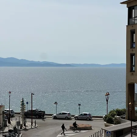 Le Laetitia - De Charme Dans La Vieille Avec Vue *