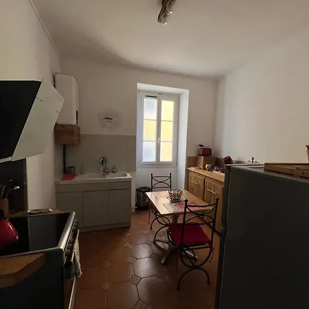 Apartment Le Laetitia - De Charme Dans La Vieille Avec Vue Mer *